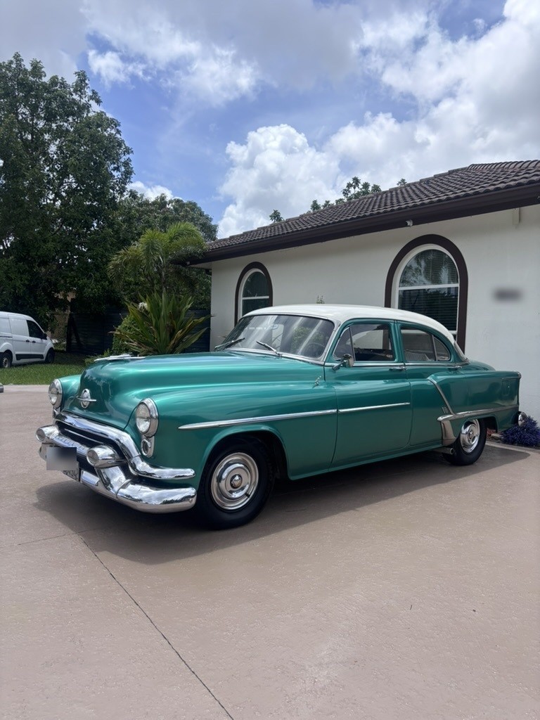 Oldsmobile 88 1953