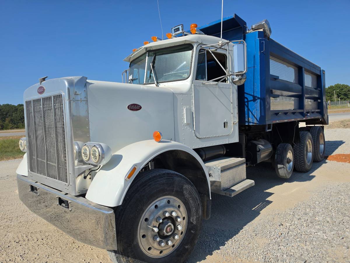 Peterbilt-359-1985