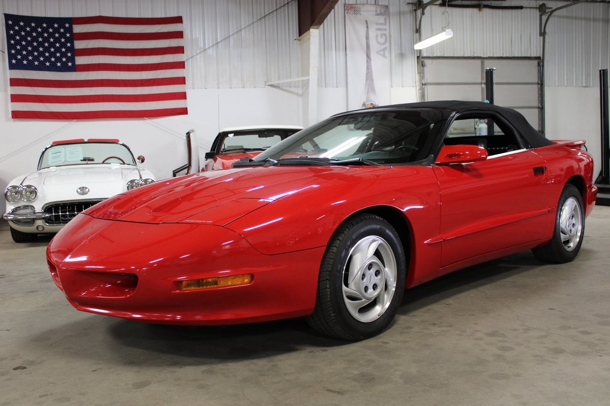 Pontiac-Firebird-1994-Convertible-Black