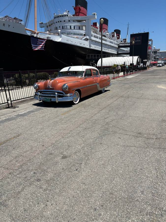 Pontiac-Star-chief-1954-Orange
