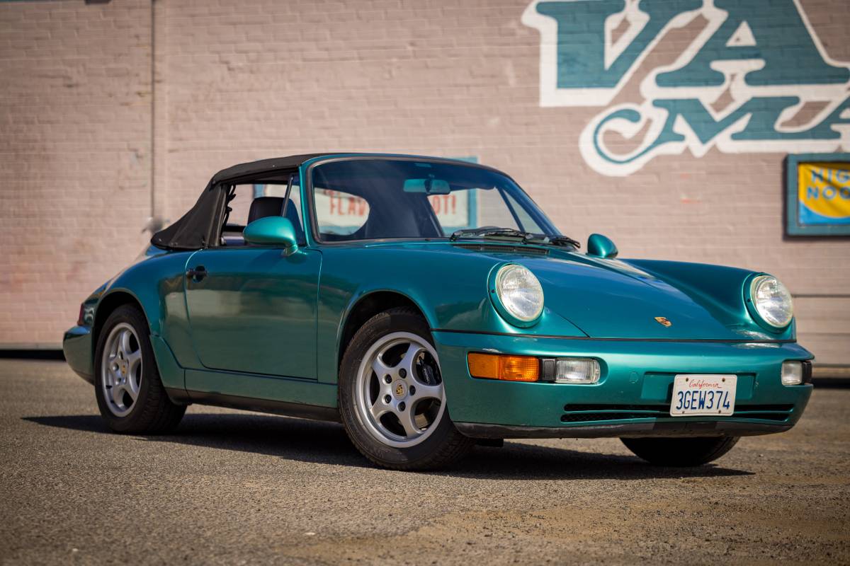 Porsche-911-carrera-cabriolet-1993-Green