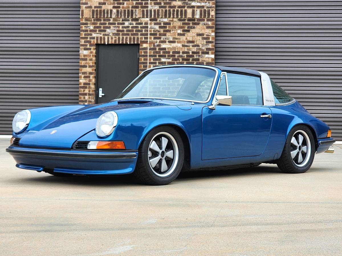 Porsche-911t-targa-long-nose-1972-Blue