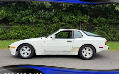 Porsche 944 1984