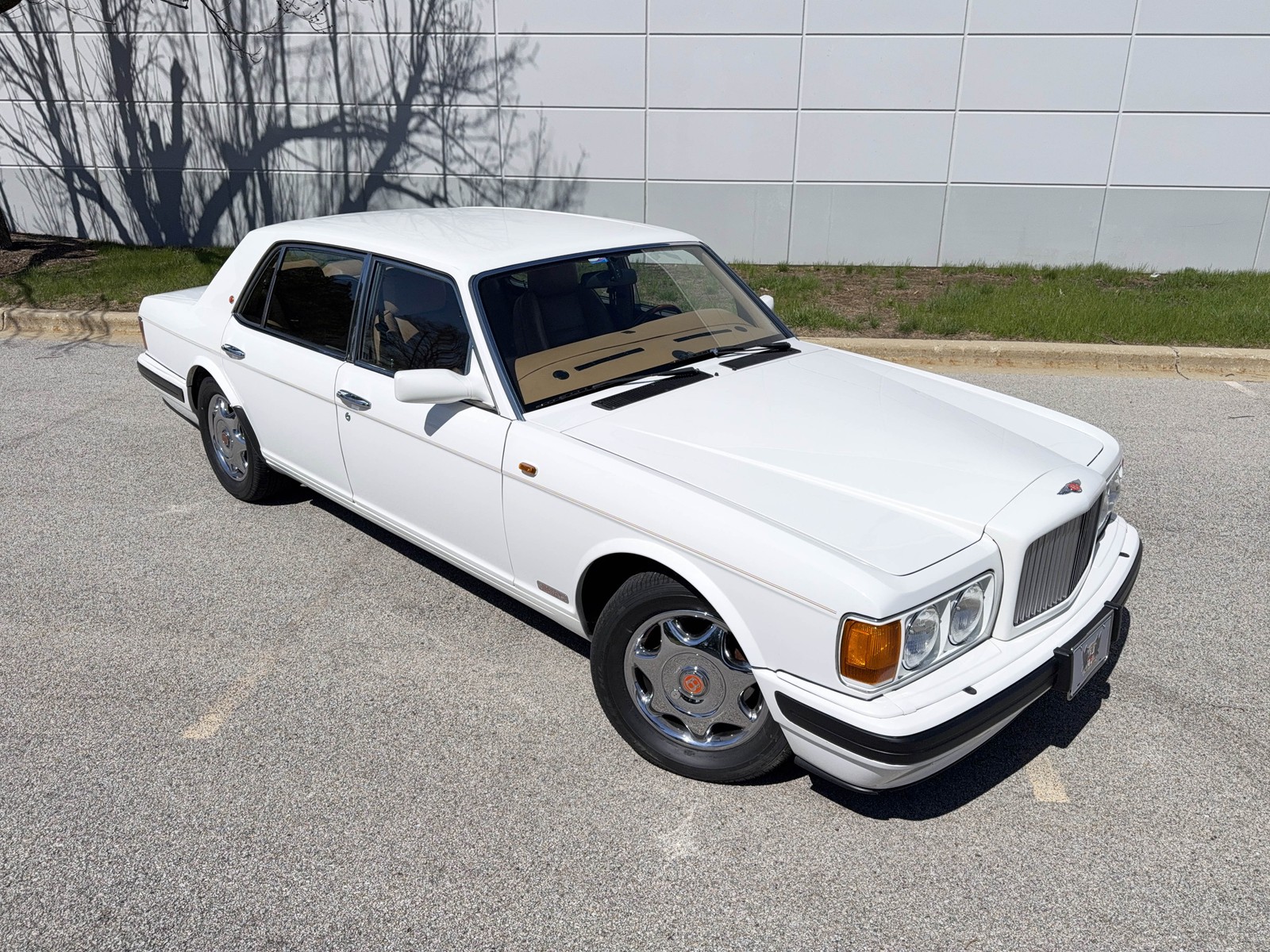 Rolls-Royce-Silver-SpiritSpurDawn-1997-Rich-tan-Connolly-hides