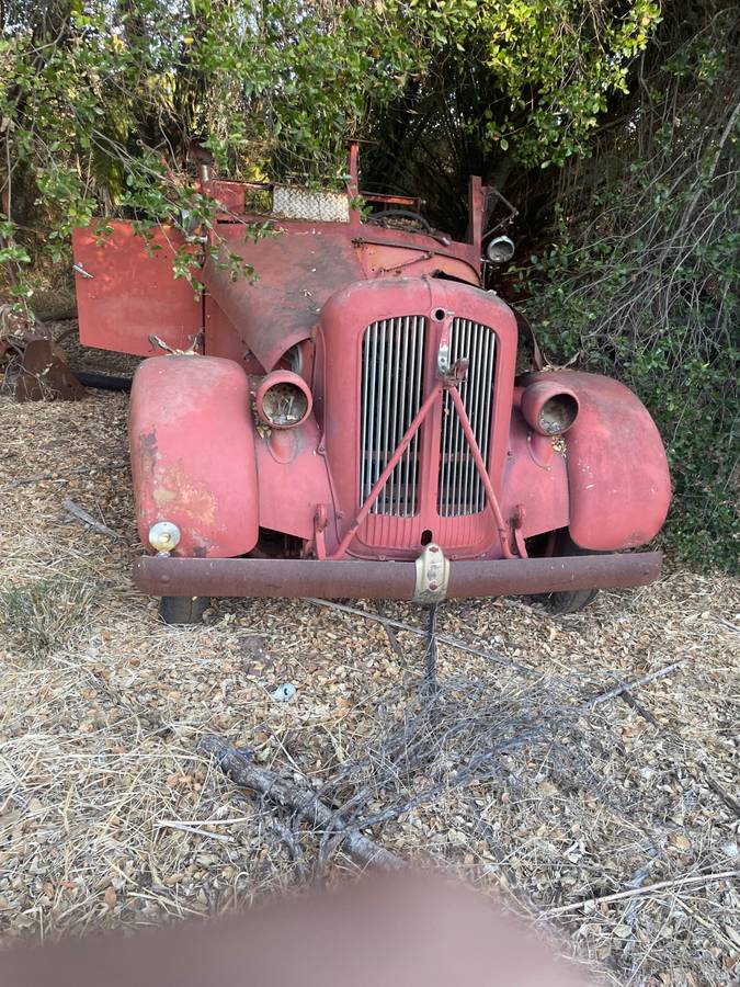 Seagrave-1948-Red