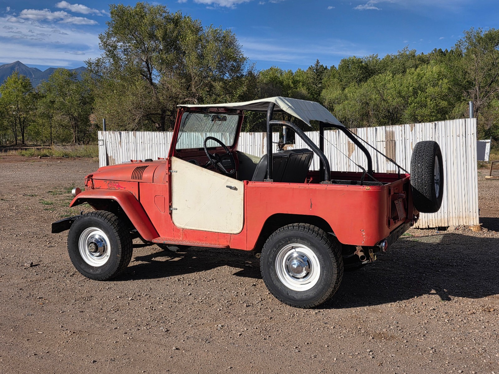 Toyota-FJ40-US-Model-1967-Convertible