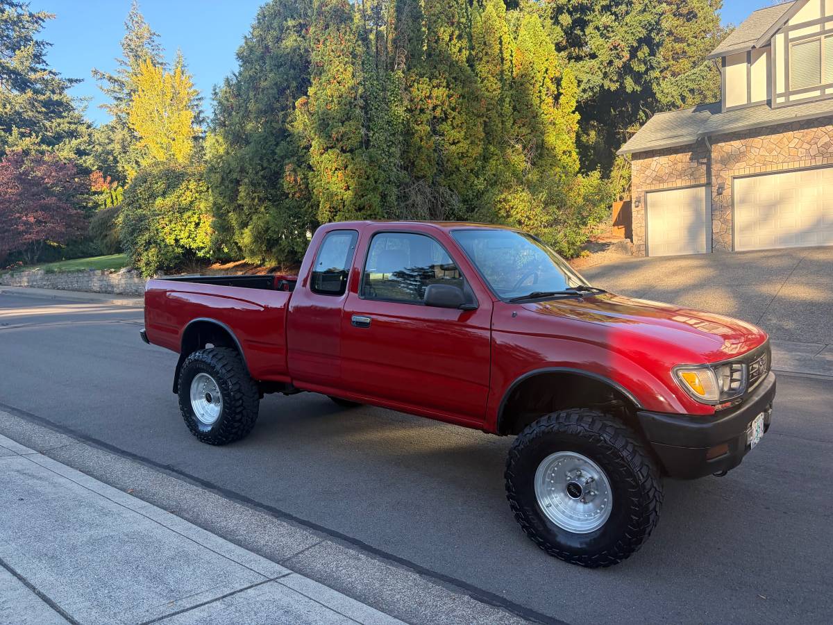 Toyota-Tacoma-4x4-1996