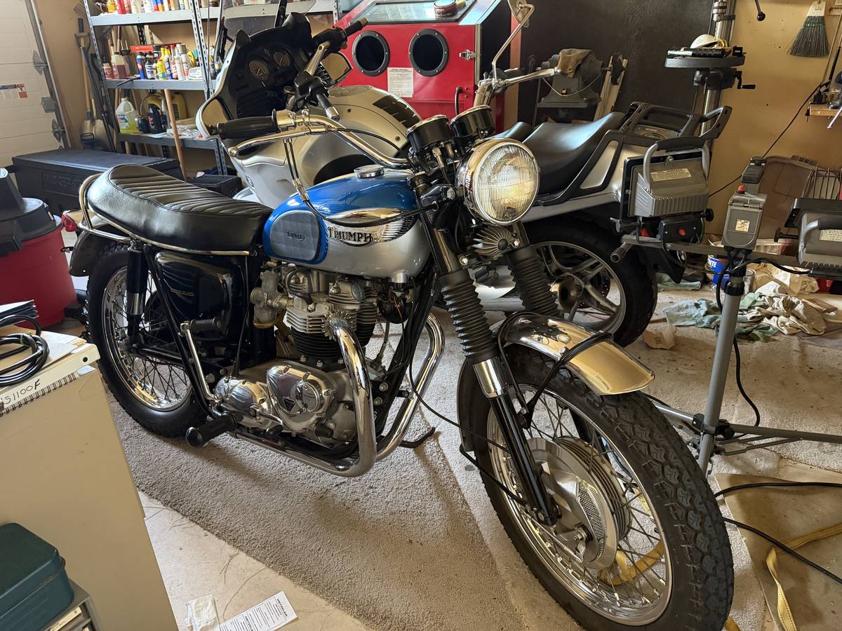 Triumph-Tr6c-1970-custom
