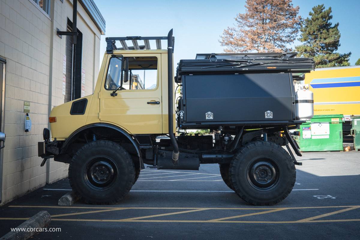 Unimog-1985-Yellow