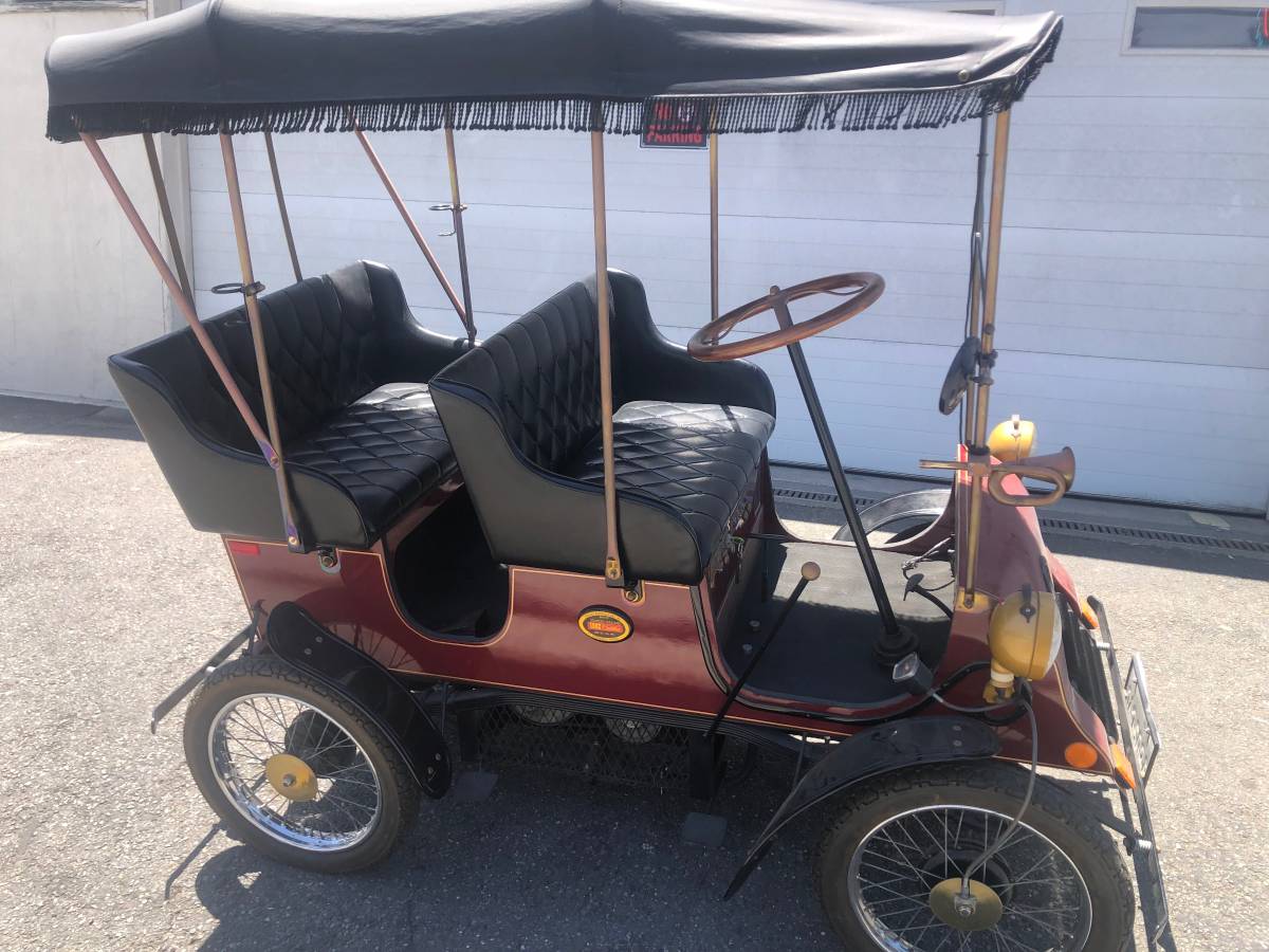 Vintage-reproductions-cadillac-1902-model-a-1978