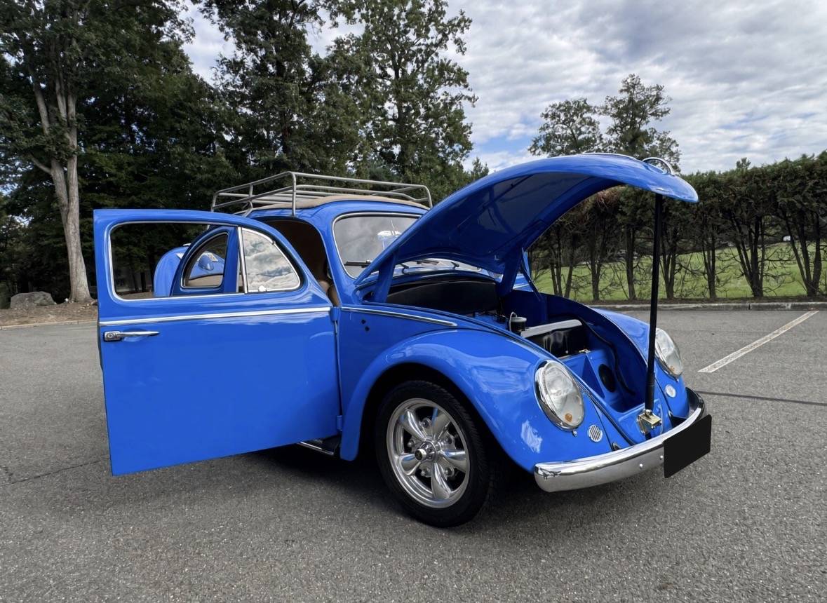 Volkswagen-Beetle-1960-Blue