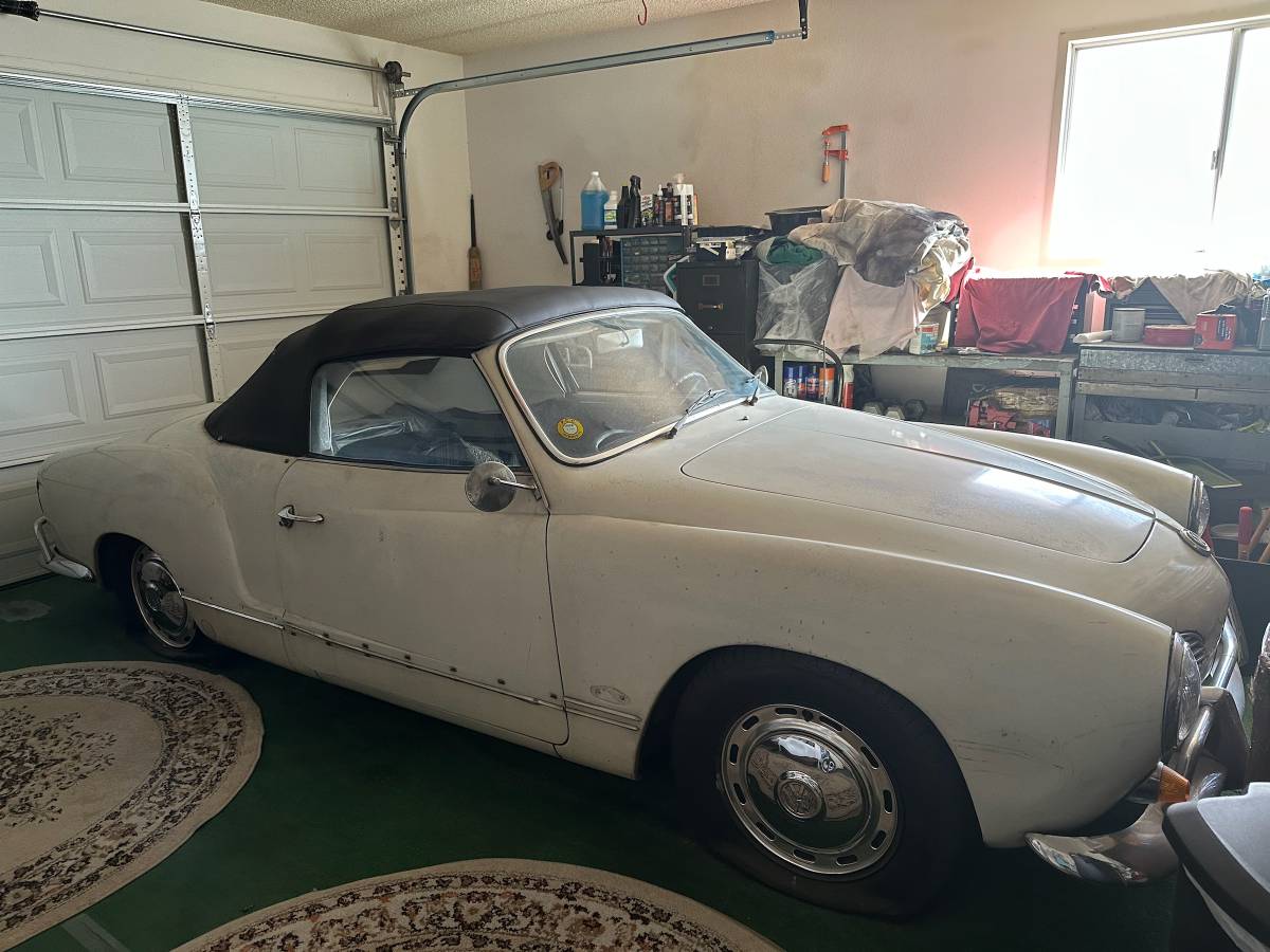 Volkswagen-Karmann-ghia-1966-White