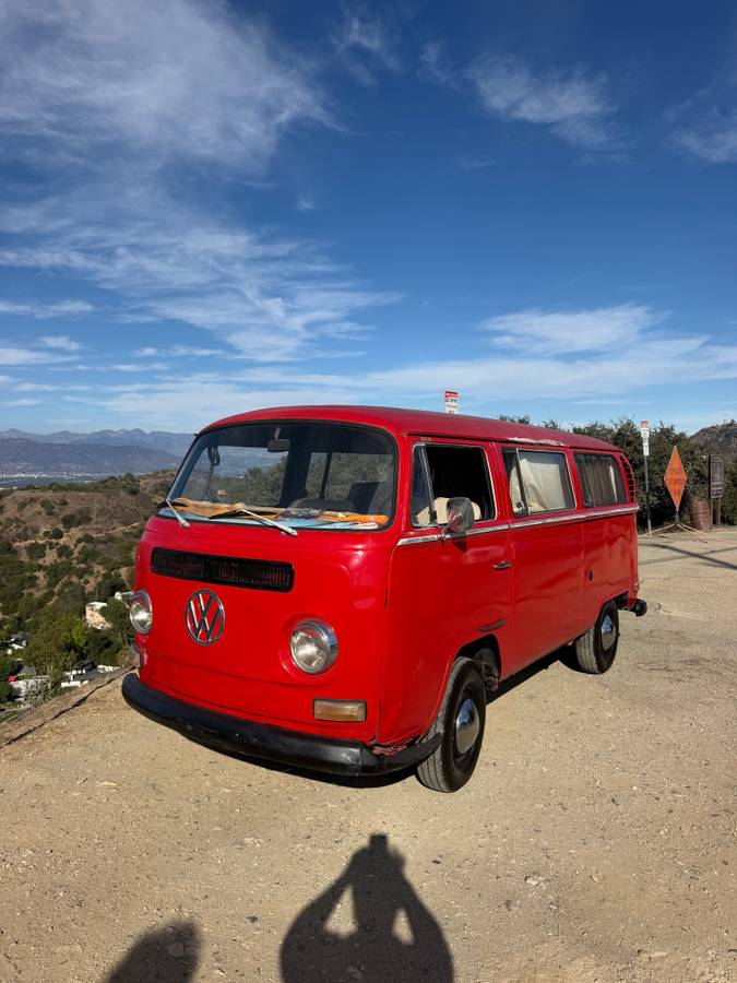 Volkswagen-Transporter-van-1971